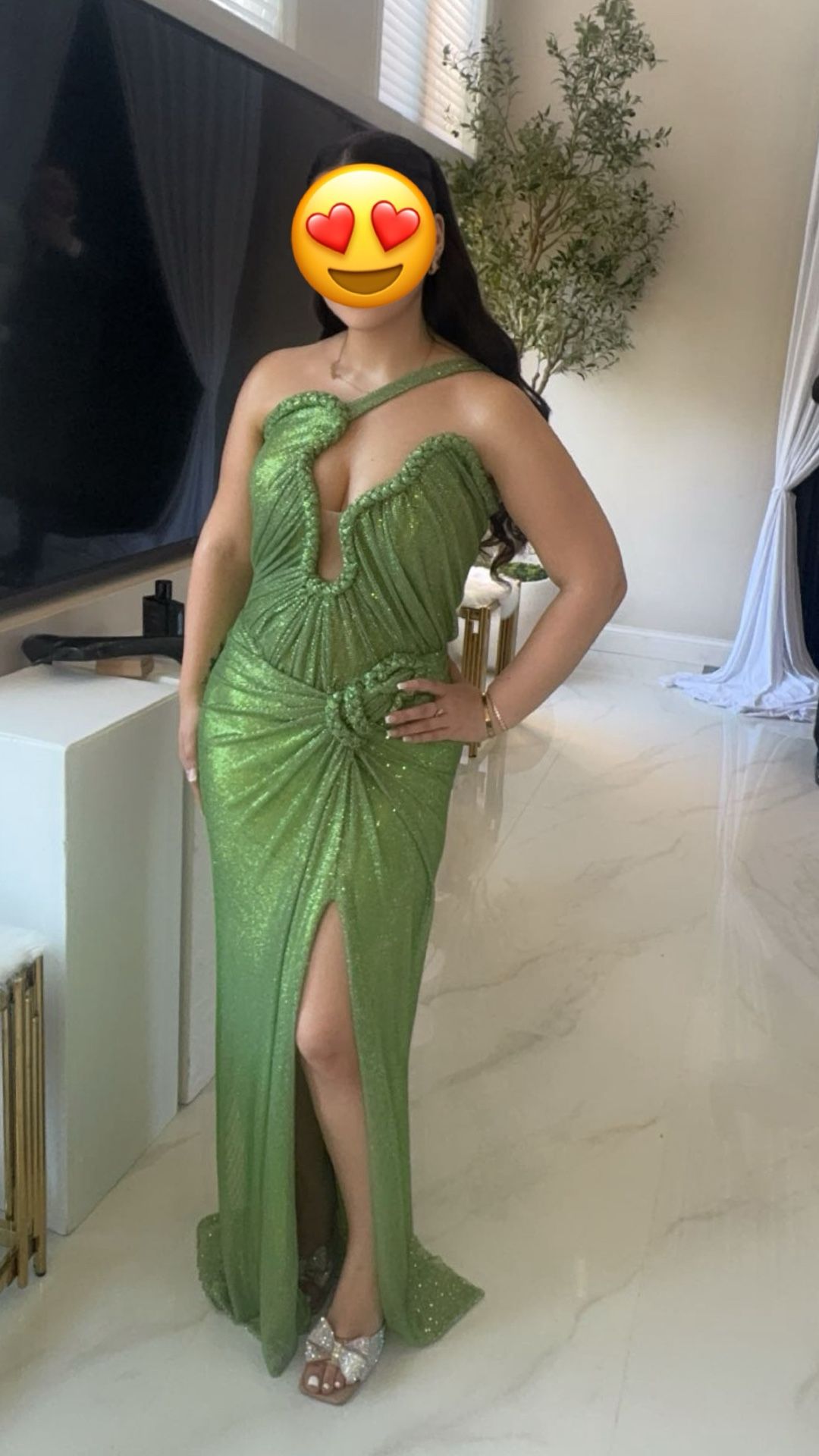 Gorgeous Heavy Dress Size 6 To 8