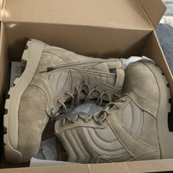 Work Boots/ Botas De Trabajo 