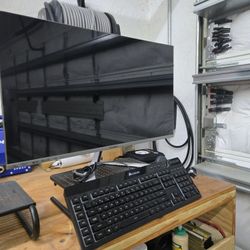 BUNDLE! 27"inch View Sonic Monitor , Stand , Keyboard And Mouse!!