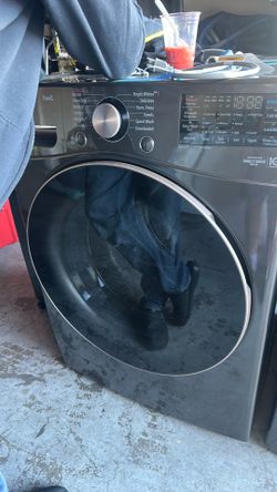 LG washer and dryer Stackable.