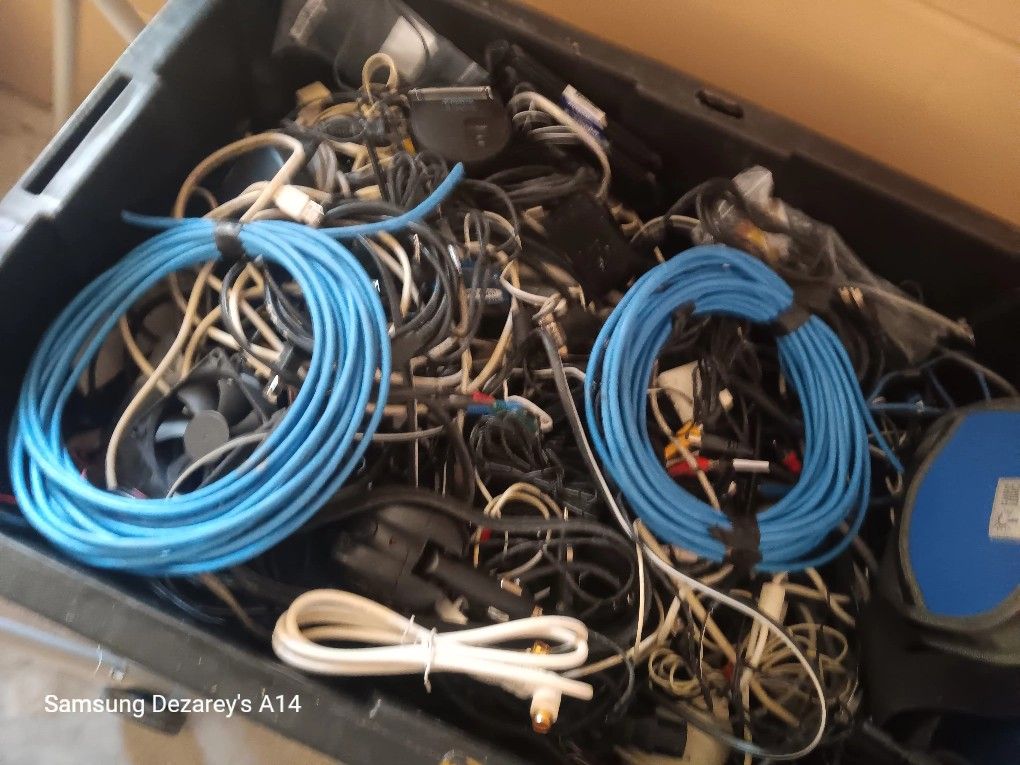 Heavy Duty Tote Of Misc Electronic Cords