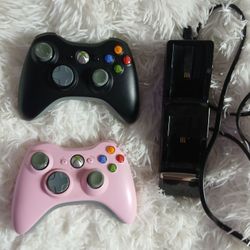 Xbox 360 Wireless Controllers With Recharging Doc