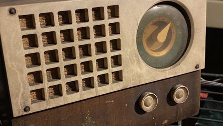 Vintage Emerson Radio