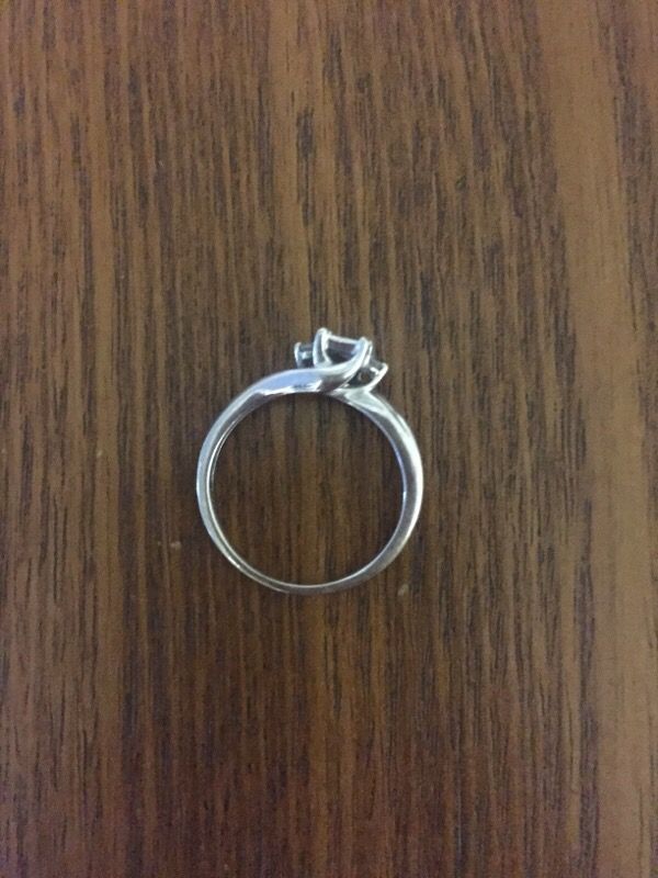 Princess cut diamond ring
