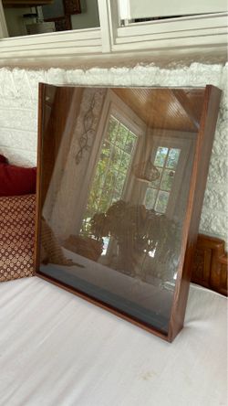 Pottery Barn Hanging decorator shadow box (2)