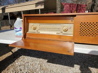 Antique radio 15x12x42  Saba 2000 Stereo