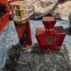 Guess RED PERFUME  SET 20$