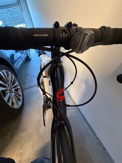 Selling my 2020 Cannondale Synapse Disc Sora road bike. Bike has never been ridden and has been stored since purchased. Excellent condition with essen