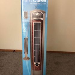 Lasko 2554 Wind Curve Tower Fan Silver Woodgrain