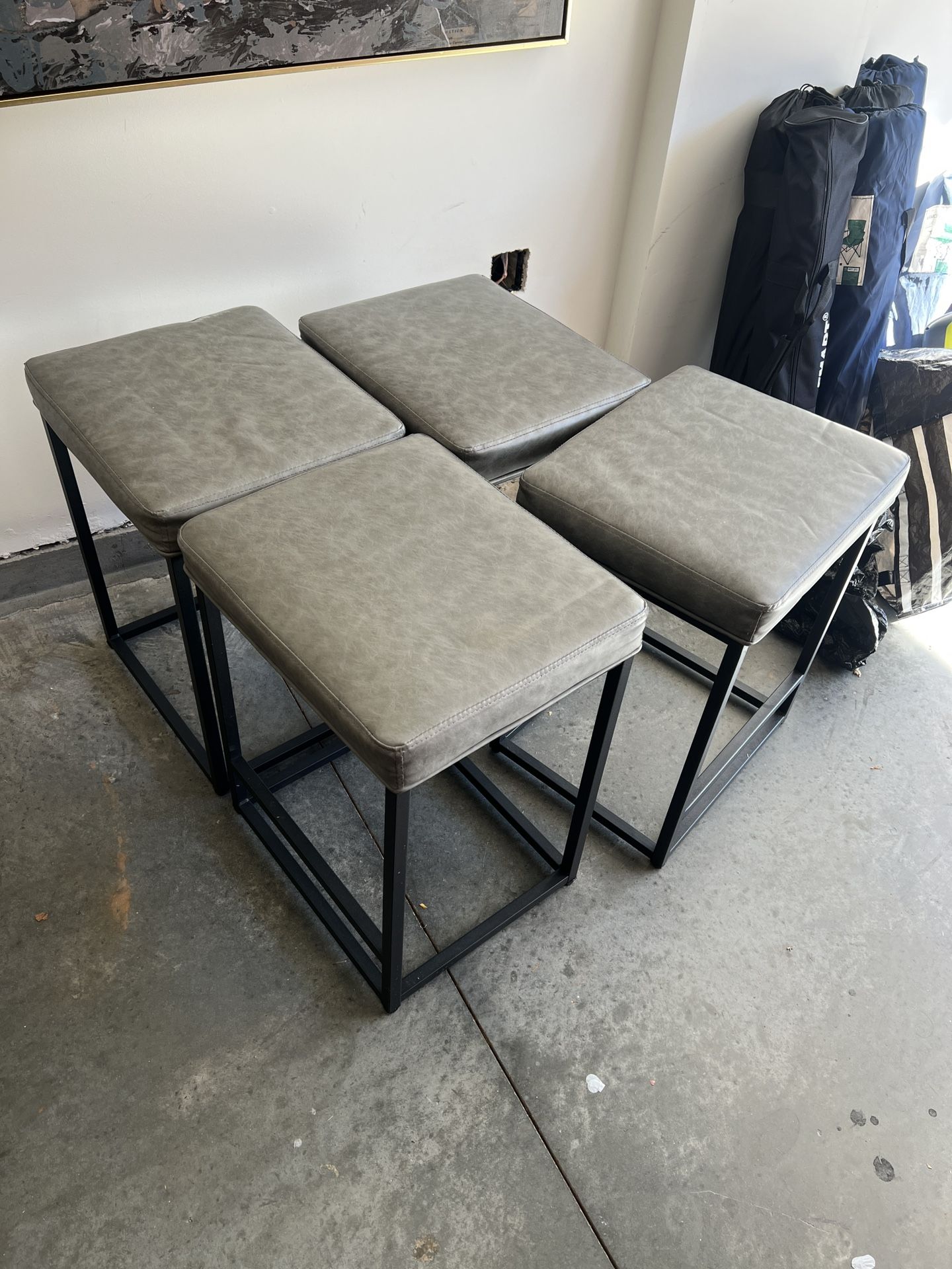 4 Nice Chairs