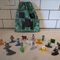 New Diecast Minecraft Metal Figures And Bag