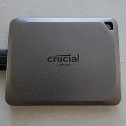 Crucial X9 PRO 4TB Portable SSD__Perfect Condition __