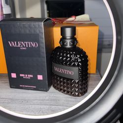 Valentino Uomo Born In Roma Intense Eau de Parfum 100ml – New, Box Opened Never Used