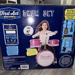 First Act Discovery Drum Set