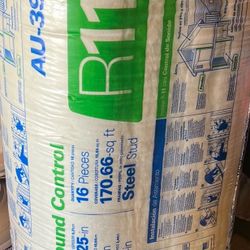 R11 Insulation Fiber Glass Batts  4 New Bags 16 Pieces Each Bag