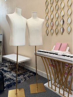 $75 mannequin de hombre