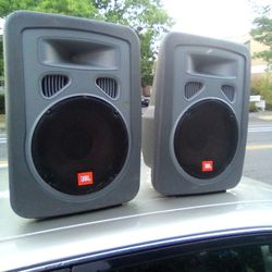 JBL  EON 2 WAY SPEAKER/STAGE MONITOR 125 W