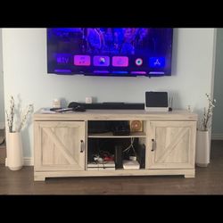 Entertainment Stand 