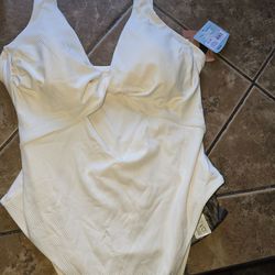 1pc off white swim bathing suit women's sun & shade NEW smoke free home Parma