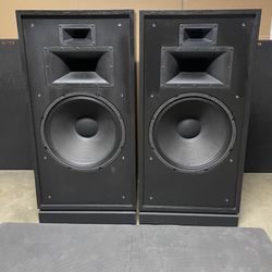 KLIPSCH Chorus II Floor Standing Speakers 