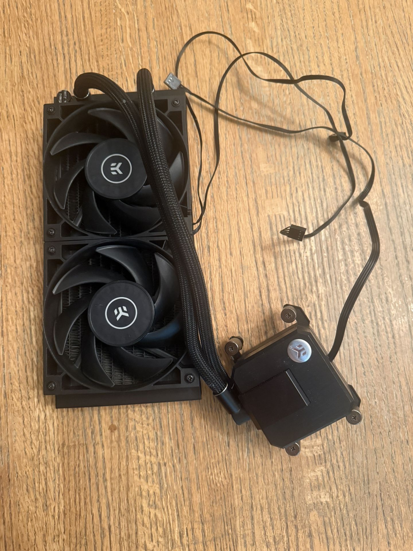 EK 240mm AIO Liquid Cooler For AMD AM5 and AM4