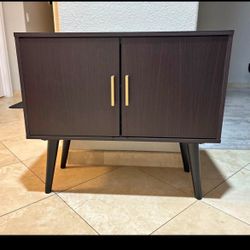 Cabinet With Shelves