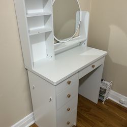 Vanity 