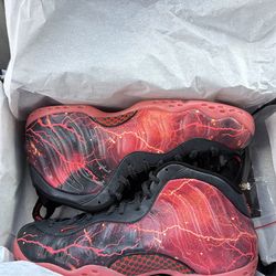 Stranger things foamposite  size 11.5  $300 or obo