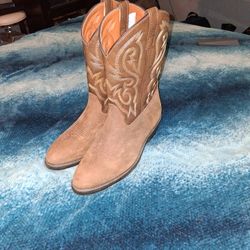 CODY JAMES BOOTS SIZE 10