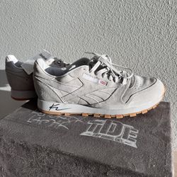 Kendrick Signed Reebok Sneakers