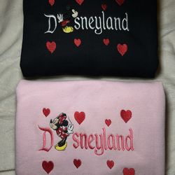 disneyland mickey and minnie embroidered sweatshirt 