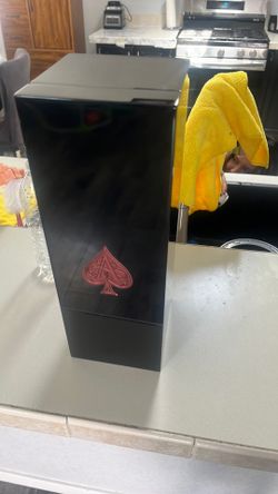 Champagne bottles cover