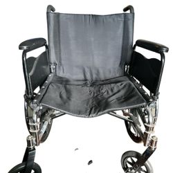 Silla de Ruedas Con Pedales Desmontables 