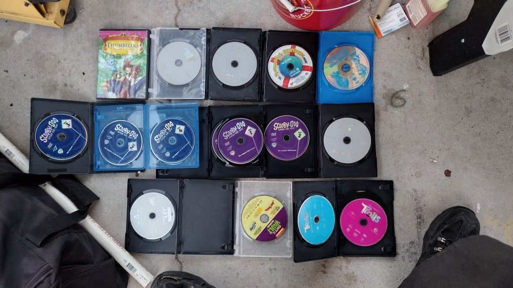Assortment Of Kids Movies And Scooby Doo Seasons