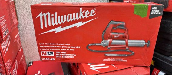 Milwaukee M12 grease Tool