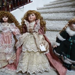 3 Big Victorian Dolls 