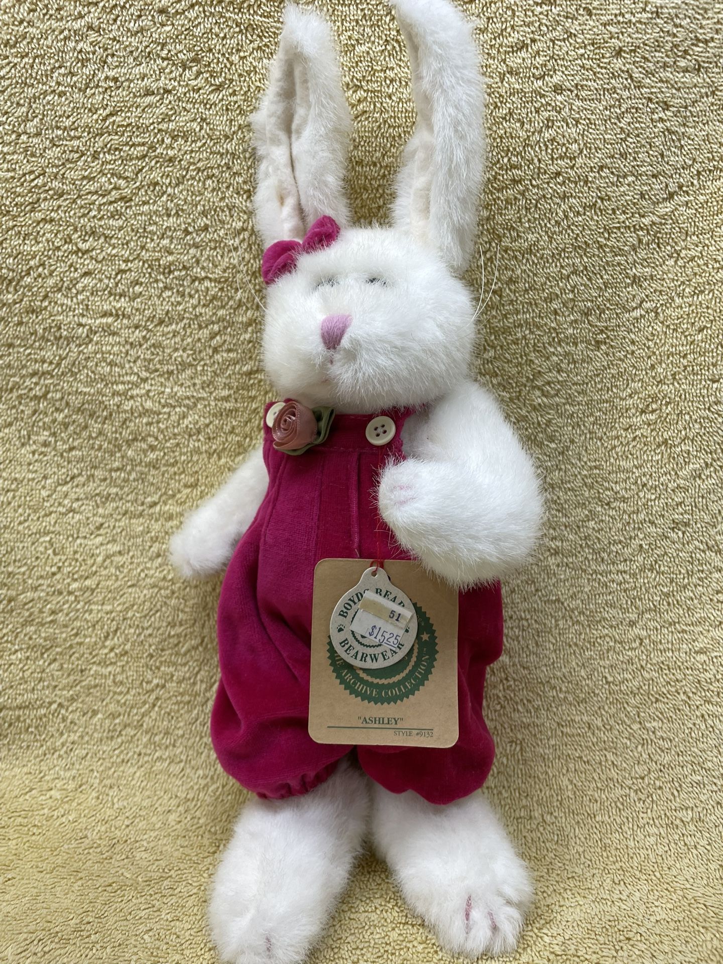 Boyd’s Plush Hare “Ashley”