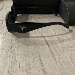 Prada Sunglasss 