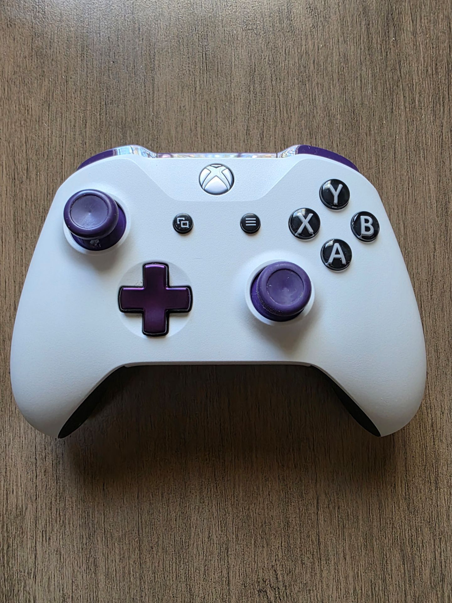 Xbox Series X/S Wireless Controller White Purple – Minor Stick Drift