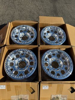 FINANCING AVAILABLE KMC KM444 MESA Forged Beadlock 8x6.5 17" Wheels