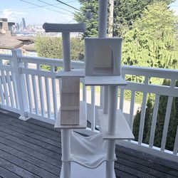Nice Cat Tree