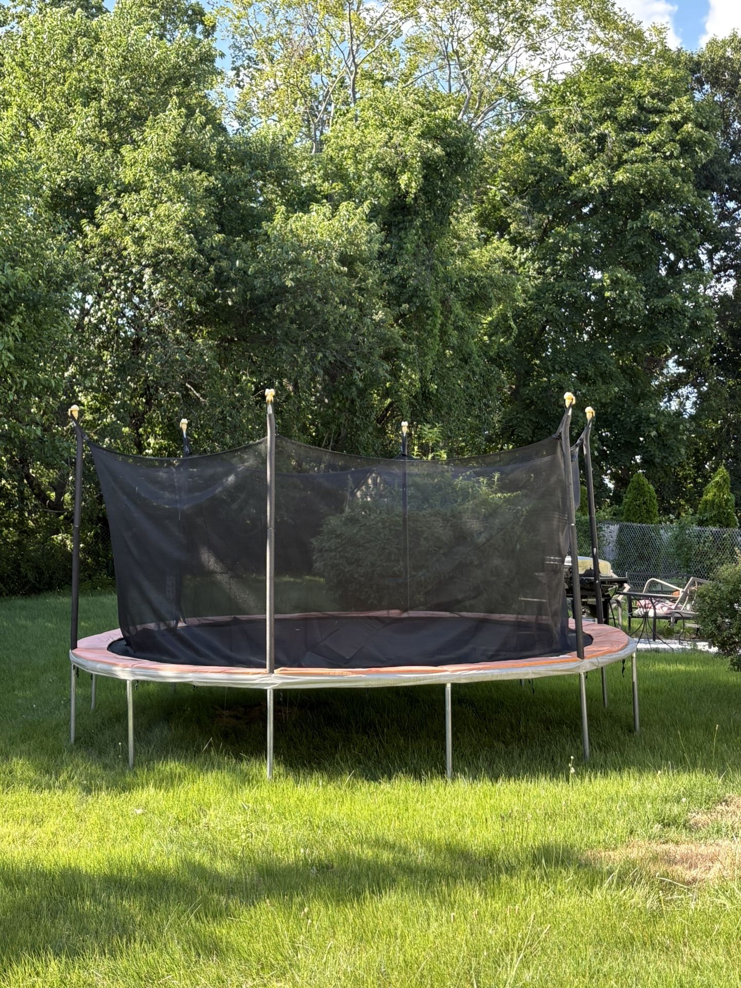 Trampoline