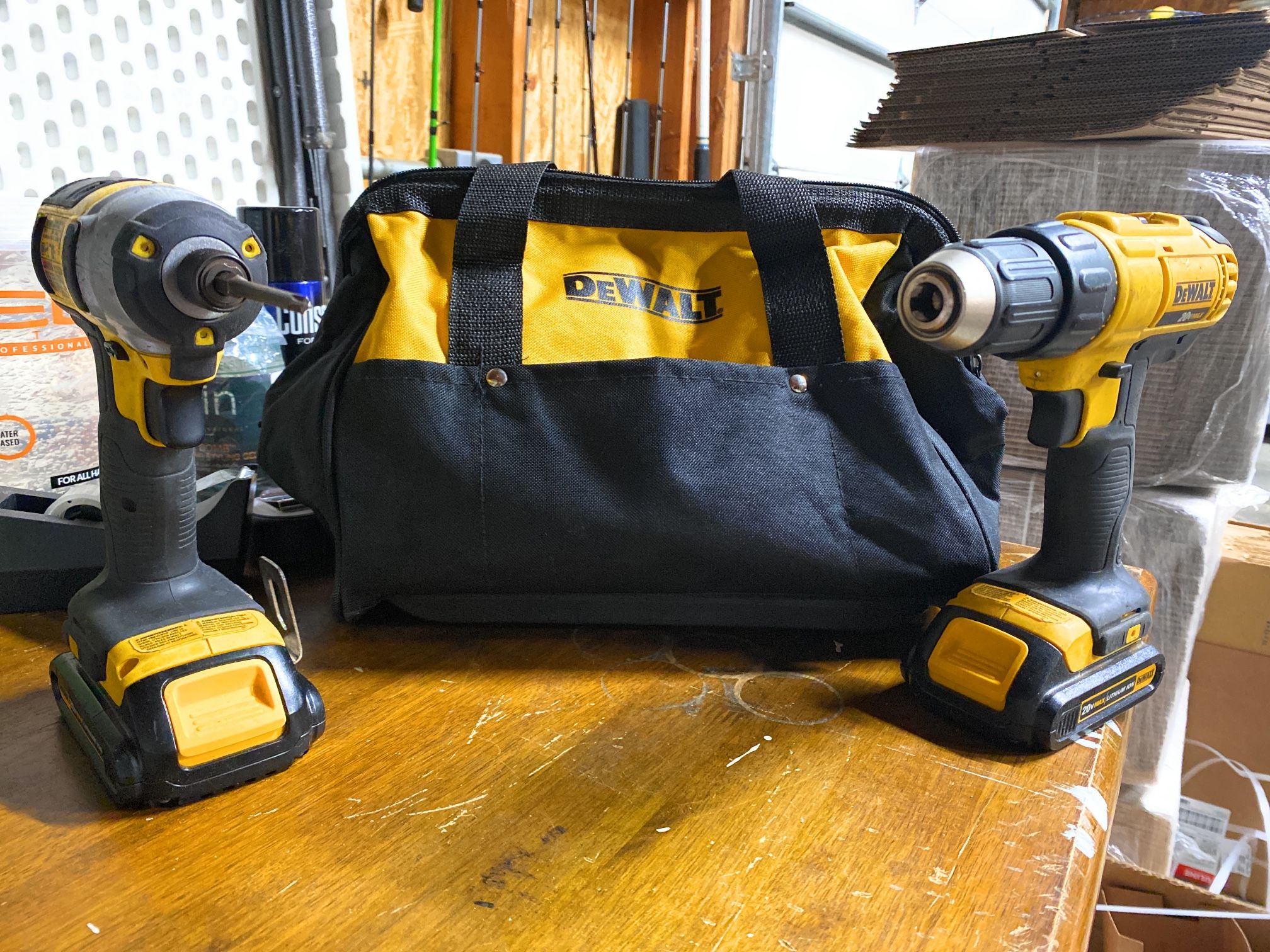 HOLIDAY BUNDLE - MILWAUKEE/DEWALT SETS+ STAPLE GUNS