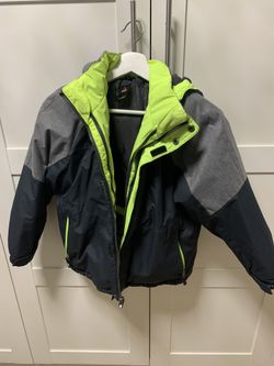 Boys/youth 3-in-1 Jacket - Size Small 7/8