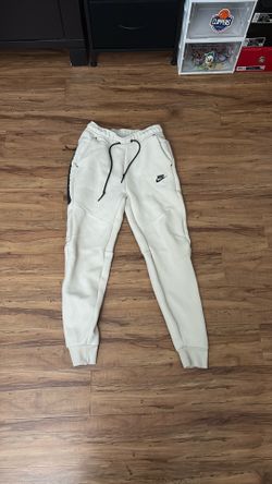 White Nike Tech Pant