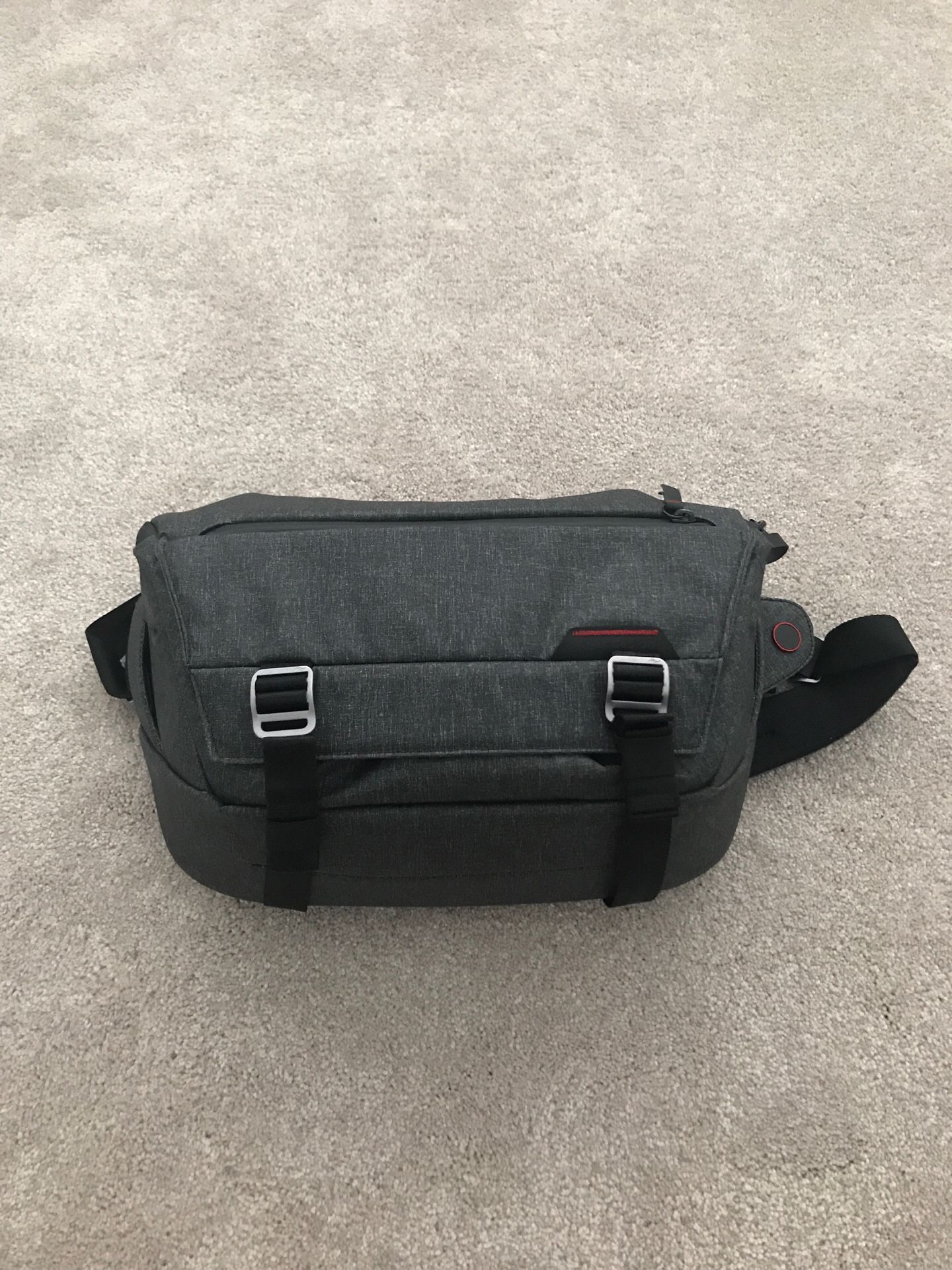 Peak Design Everyday Sling (10 liter) Camera Bag