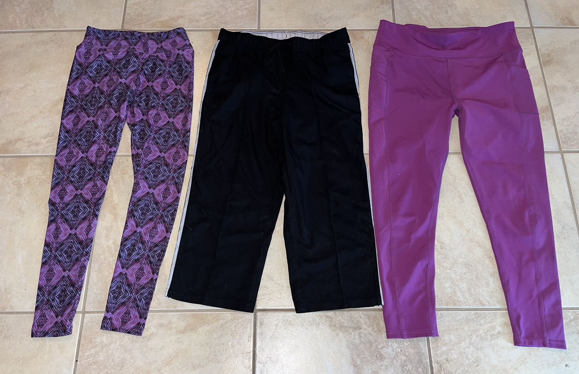 Women’s Large Athletic Wear Pants