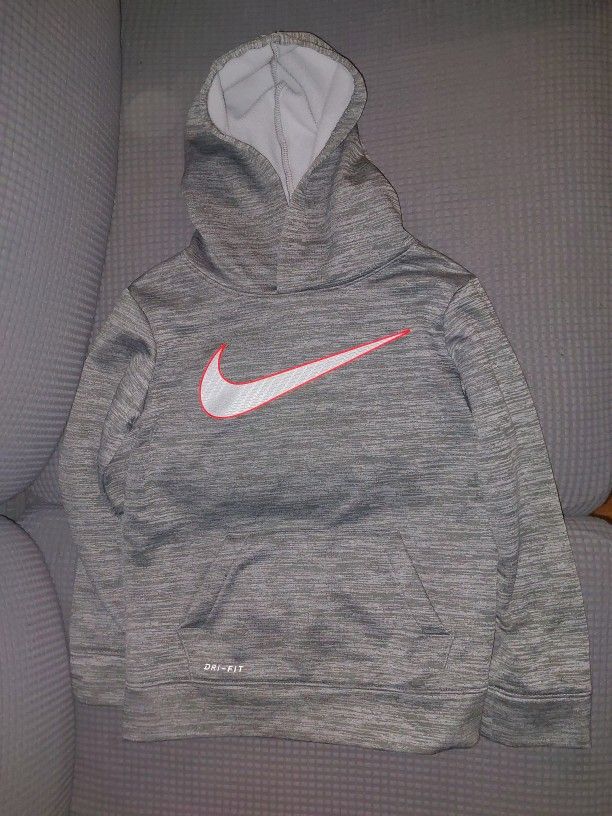 Nike Dri-FIT Boy's Swoosh Hoodie