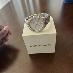 Mk Watch 