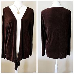 Size 2 Chicos Travelers Brown Long-Sleeved Women's Open Front Cardigan Blouse Jacket Cover Up. Very Stretchy!

Shell 95% Acetate, 5% Spandex

Measures